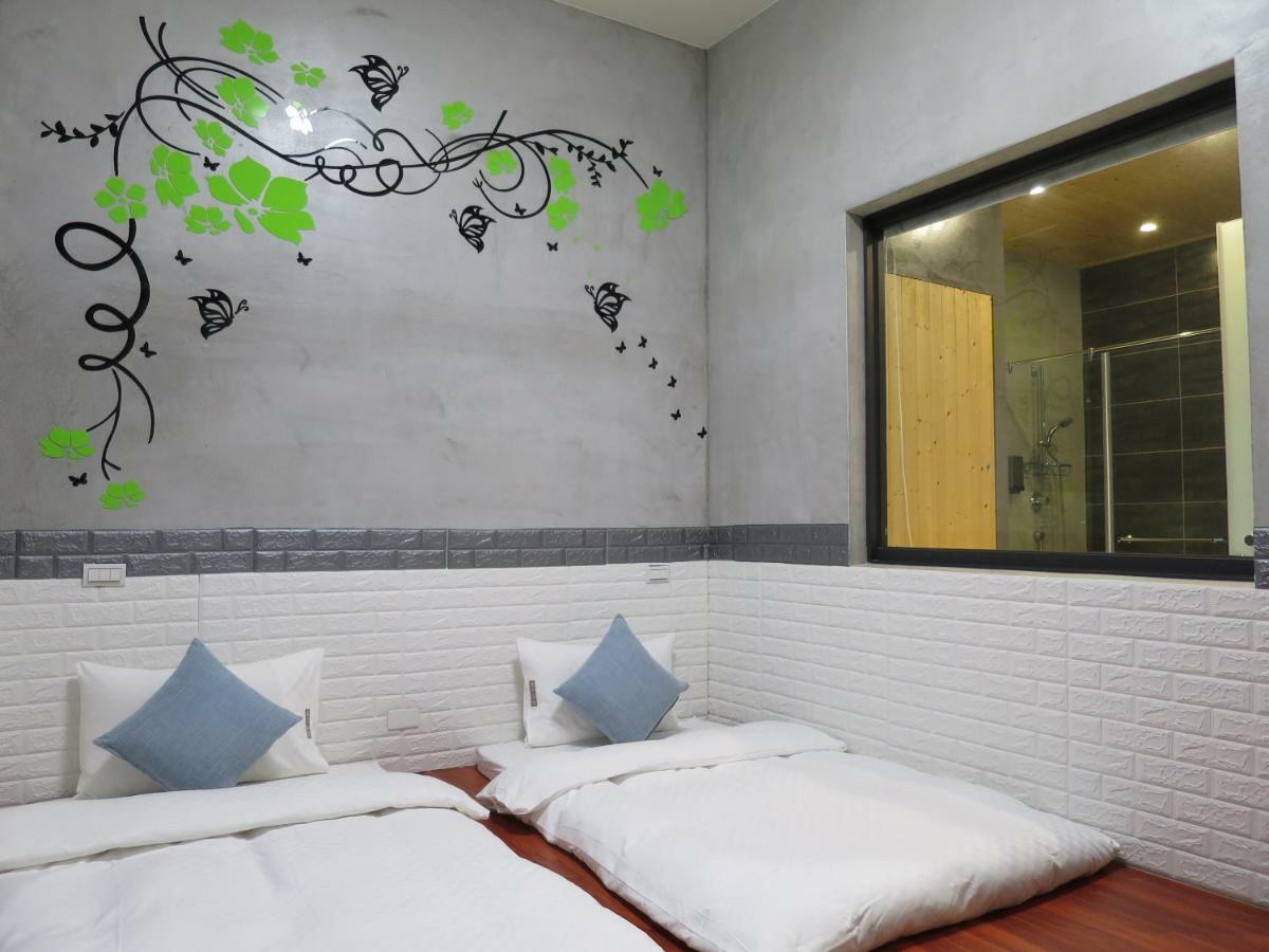 Tree House Apartment Hualien City Exterior photo