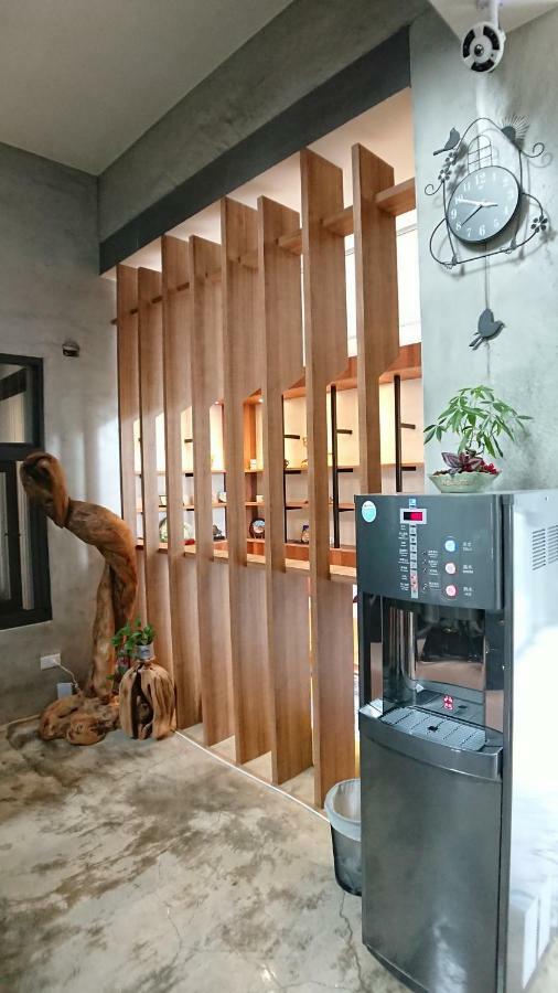 Tree House Apartment Hualien City Exterior photo